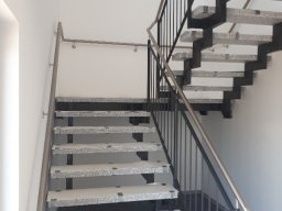 t 19